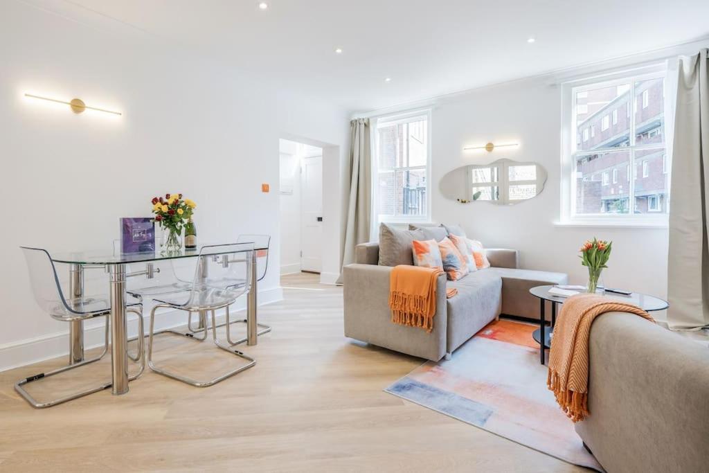 Vila House 10 Mins To Tower Bridge Hot Tub & Parking Londýn Exteriér fotografie