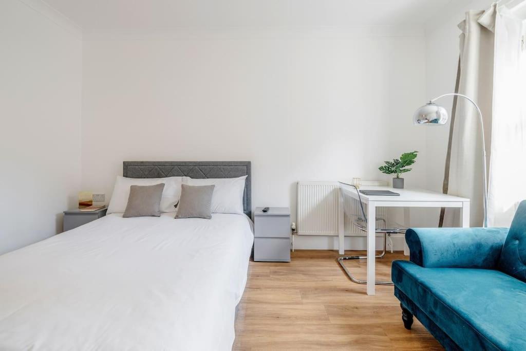 Vila House 10 Mins To Tower Bridge Hot Tub & Parking Londýn Exteriér fotografie